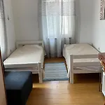 Apartment Apartmani Belamaric *