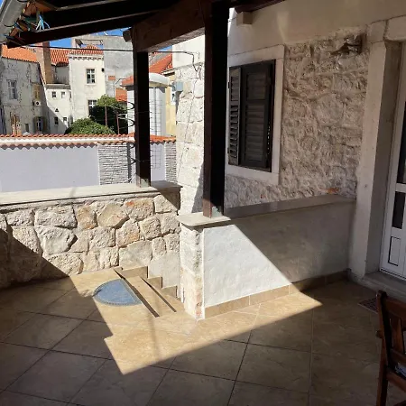 Apartmani Belamaric *