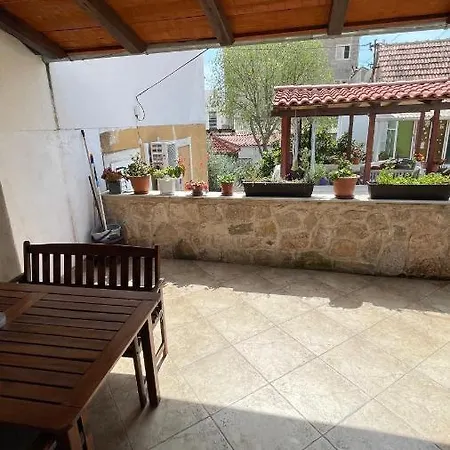 Apartmani Belamaric Apartment